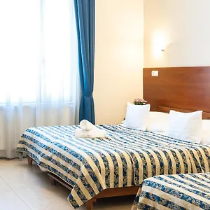 Hotel Panorama, Budapest