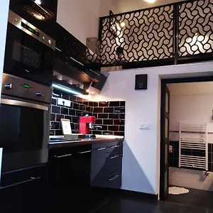  Apartament Downtown Deluxe Węgry